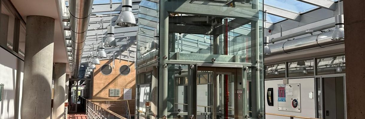 Splitterschutzfolie in Lübeck – Sicherheit gegen Glasbruch & Einbruch