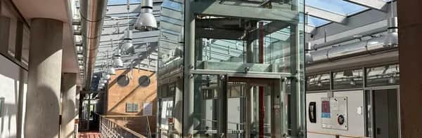 Splitterschutzfolie in Lübeck – Sicherheit gegen Glasbruch & Einbruch