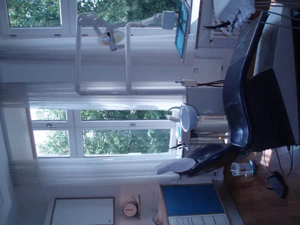 Sonnenschutzfolie mit UV-Schutz richtig montieren und reinigen.
